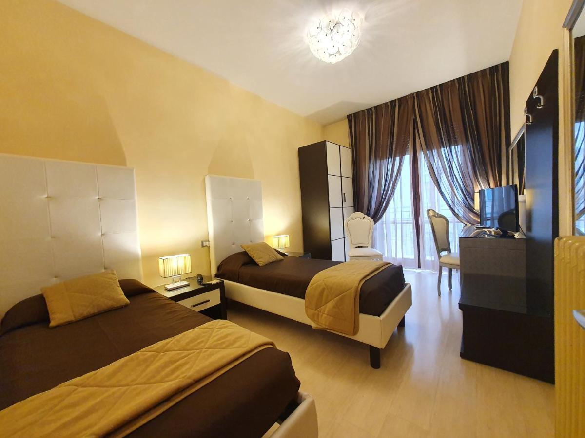 Continentale Hotel 4*