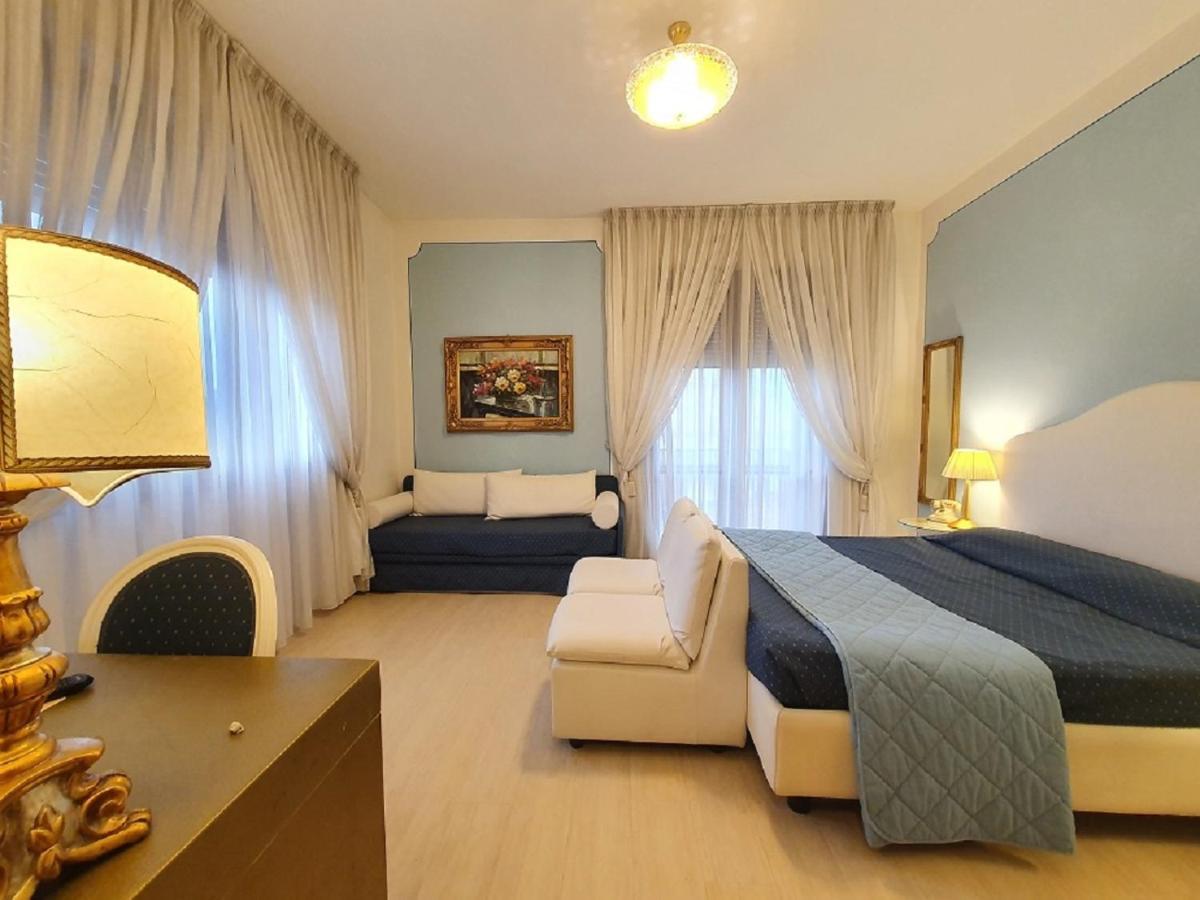 Continentale Hotel 4*